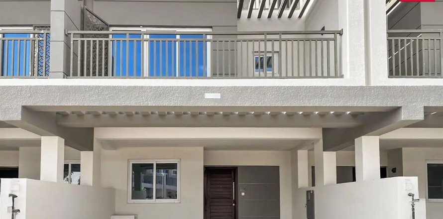 Таунхаус с 3 спальнями в Дубай, ОАЭ №145273