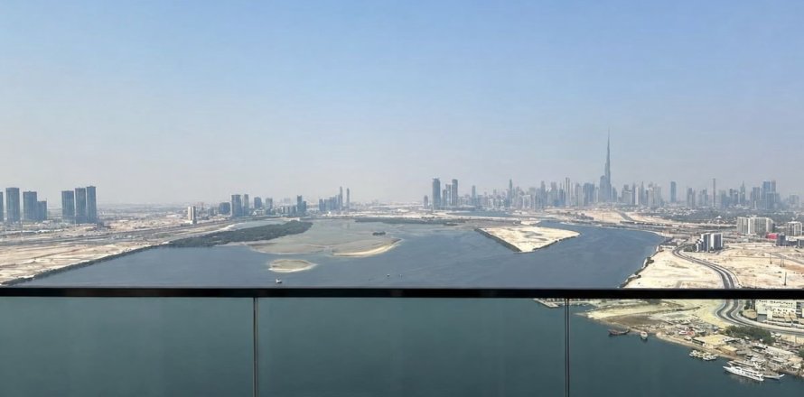3 bedrooms Apartment in Dubai, UAE No. 168226