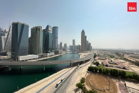 Apartment de 2 dormitorios en Business Bay, UAE No. 210778 13