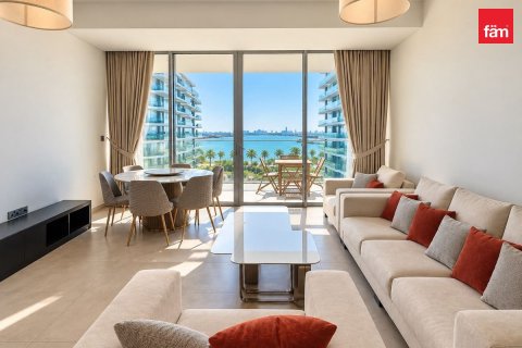 2 bedrooms Apartment in Palm Jumeirah, UAE No. 210775 3