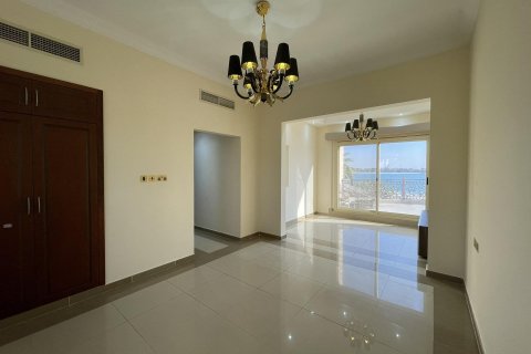 5 bedrooms Villa  No. 124405 17