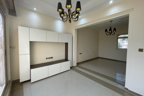 5 bedrooms Villa  No. 124405 15