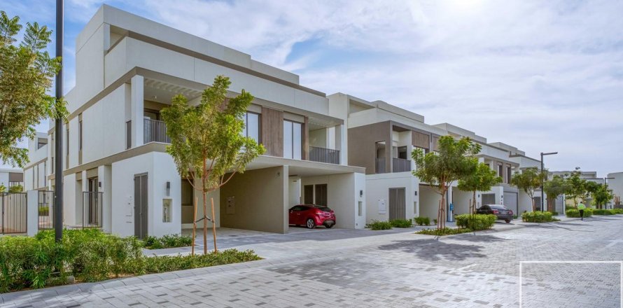 4 bedrooms Villa in Tilal Al Ghaf, UAE No. 136778