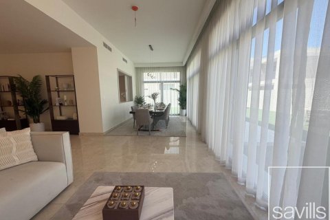 5 bedrooms Villa in Dubai South (Dubai World Central), UAE No. 199272 11