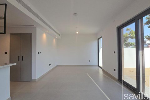 Villa de 5 dormitorios No. 109374 8