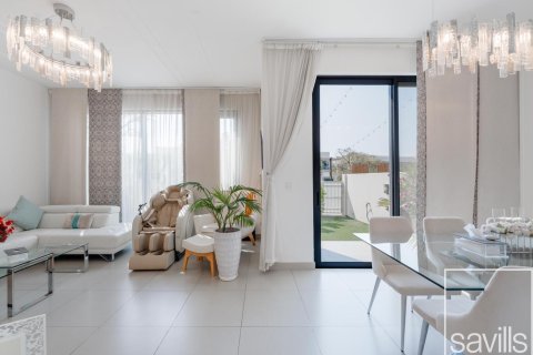 Villa de 4 dormitorios  No. 109377 9