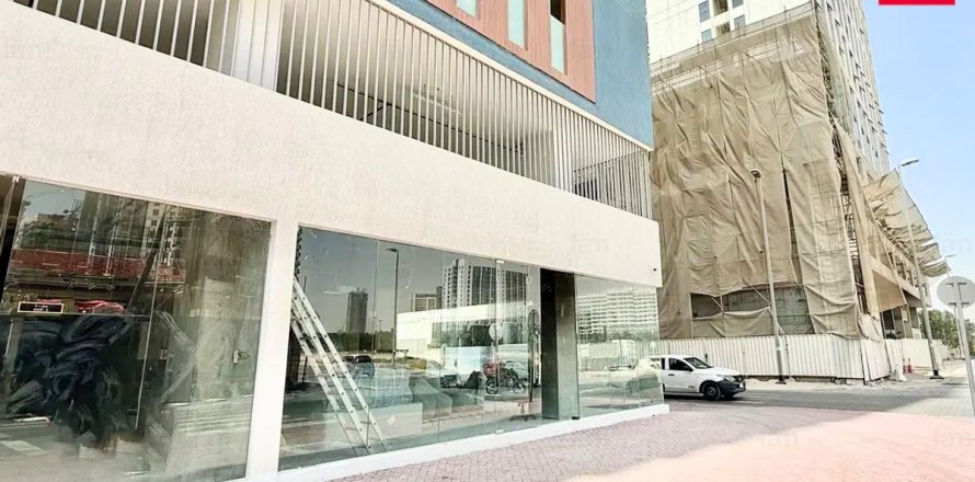 101.5m² Shop in Dubai, UAE No. 89560