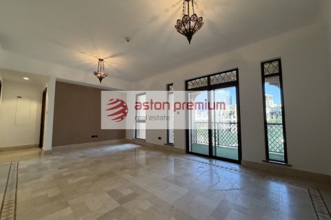 Apartment de 2 dormitorios en Old Town, UAE No. 141807 12