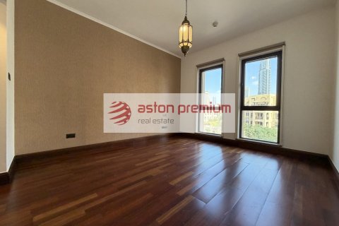 Apartment de 2 dormitorios en Old Town, UAE No. 141807 8