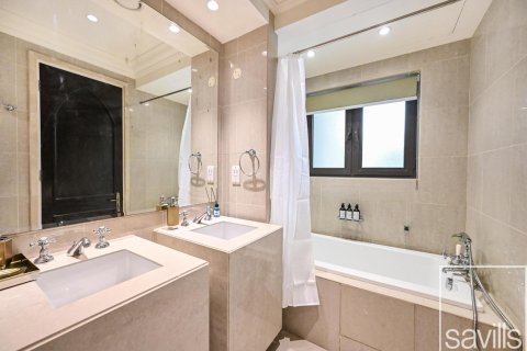2 bedrooms Apartment in Downtown Dubai (Downtown Burj Dubai), UAE No. 194621 9