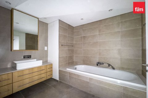 3 bedrooms Apartment in Dubai, UAE No. 210620 23