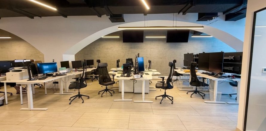 275.7m² Office in DIFC, UAE No. 210616