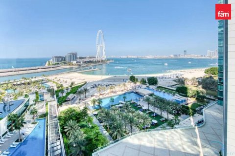 Apartment de 3 dormitorios en Dubai, UAE No. 135546