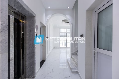 Villa de 5 chambres à Al Shamkha, UAE No. 135542 20