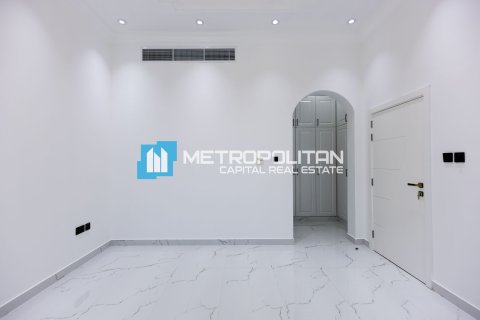 Villa de 5 chambres à Al Shamkha, UAE No. 135542 25