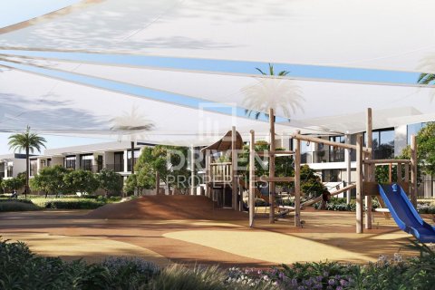 4 bedrooms Townhouse in EMAAR South, UAE No. 200567 13