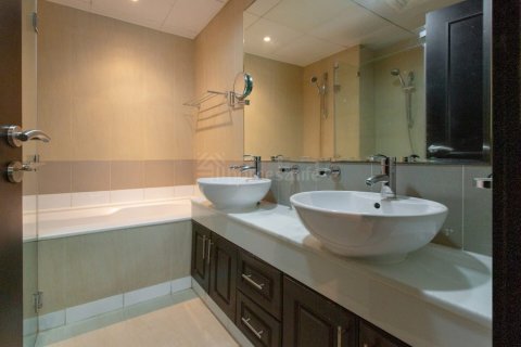 Квартира с 2 спальнями в Джумейра Вилладж Серкл, ОАЭ №143942 26