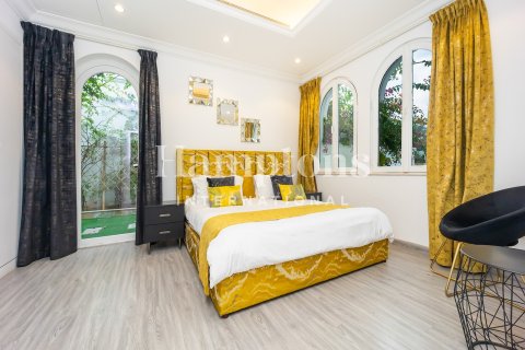 Вилла с 4 спальнями  №135420 8