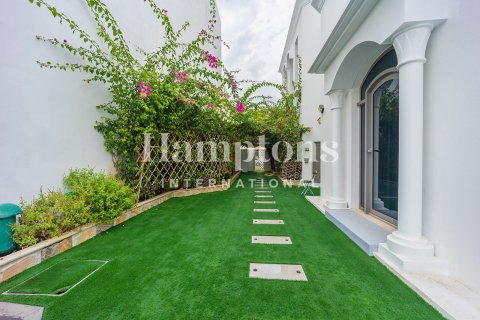 Вилла с 4 спальнями  №135420 23