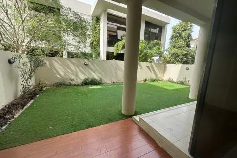 Вилла с 3 спальнями в DAMAC Hills (Akoya by DAMAC), ОАЭ №156396