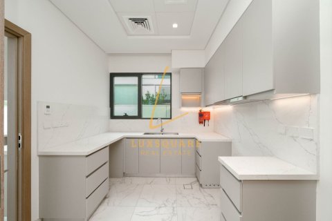 5 bedrooms Villa in Murooj Al Furjan, UAE No. 156395 30