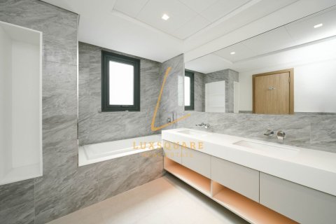 5 bedrooms Villa in Murooj Al Furjan, UAE No. 156395 8