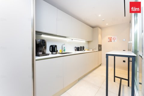 Commercial property de 662.9m² en Dubai, UAE No. 147825 27