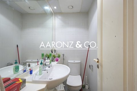 Квартира с 1 спальней в Джумейра Лейк Тауэрс, ОАЭ №140658 12