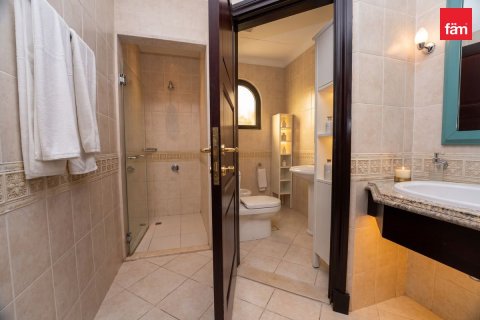 Villa de 4 chambres à Palm Jumeirah, UAE No. 203056 24