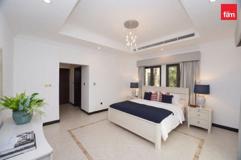 Villa de 4 chambres à Palm Jumeirah, UAE No. 203056 18