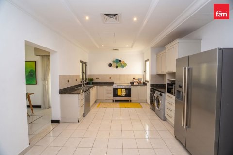 Villa de 4 chambres à Palm Jumeirah, UAE No. 203056 11