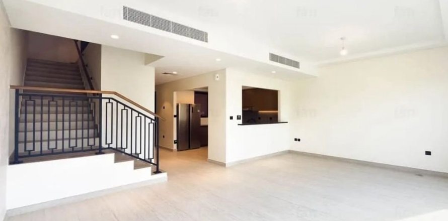Townhouse de 4 chambres à Dubai, UAE No. 203057
