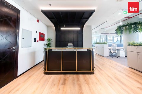 Office de 160.9m² à Dubai, UAE No. 141437 3