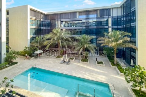 1 bedroom Apartment in Al Wasl, UAE No. 77038 2
