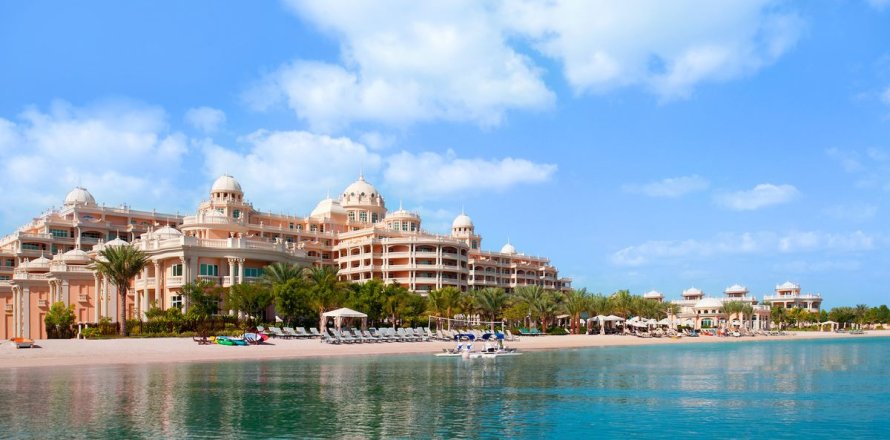 Квартира с 4 спальнями  №128031