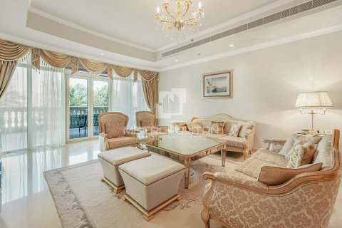 Квартира с 4 спальнями  №128031 3