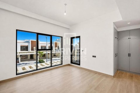 Townhouse de 4 dormitorios en Damac Lagoons, UAE No. 207398 12