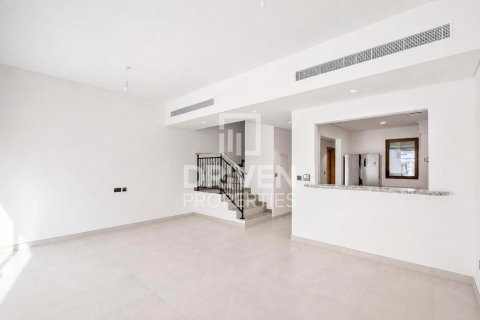 Townhouse de 4 dormitorios en Damac Lagoons, UAE No. 207398 3