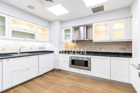Appartement de 3 chambres à Oceana, UAE No. 207395 4