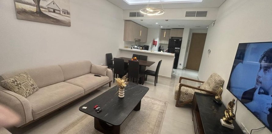 2 bedrooms Apartment in Dubai, UAE No. 143710