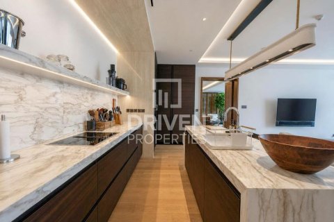 Квартира с 2 спальнями в Dorchester Collection Dubai, ОАЭ №191235 10