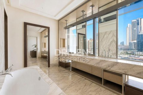 Квартира с 2 спальнями в Dorchester Collection Dubai, ОАЭ №191235 15