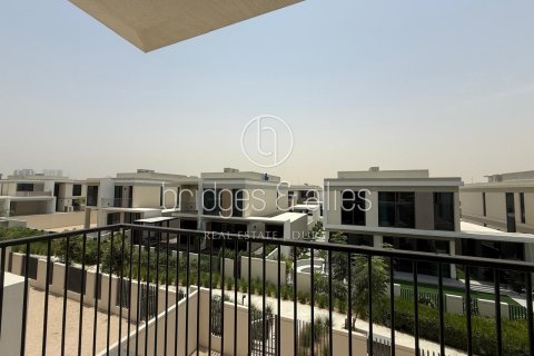 Villa de 4 dormitorios en Dubai, UAE No. 103600 15