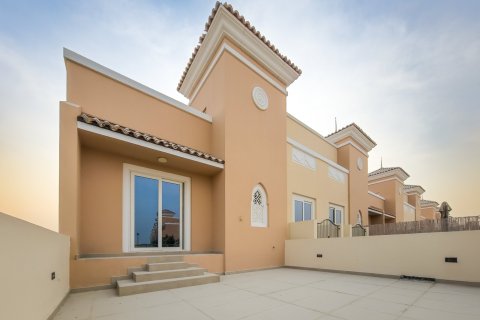 Townhouse de 4 chambres à Dubai Sports City, UAE No. 29879 1