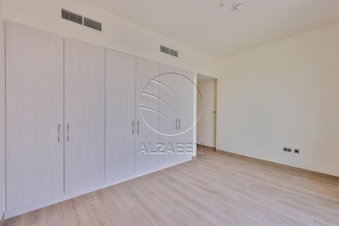 3 bedrooms Townhouse on the Yas Island, UAE No. 90236 8
