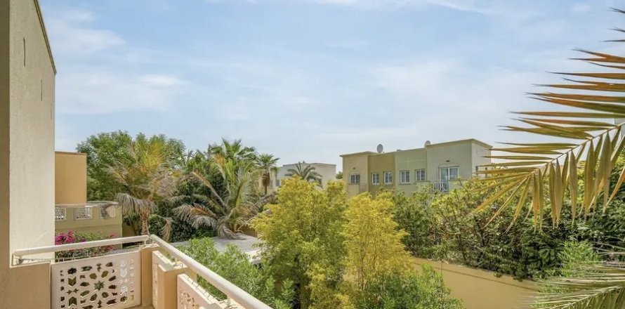 Villa de 3 chambres à Dubai, UAE No. 183481