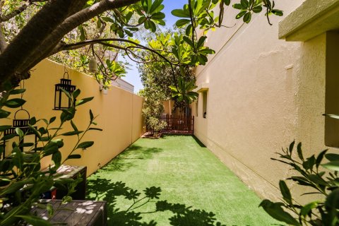 Villa de 3 chambres à Dubai, UAE No. 183481 17