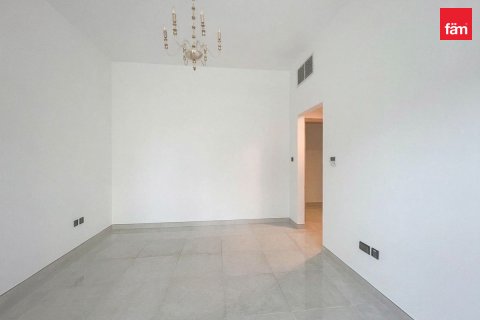 Квартира с 2 спальнями в Дубай, ОАЭ №208323 3