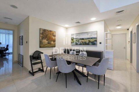 Квартира с 2 спальнями в Meydan, ОАЭ №206889 6