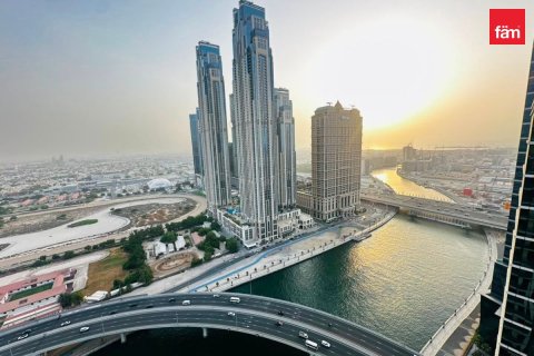 2 bedrooms Apartment in Business Bay, UAE No. 200135 3